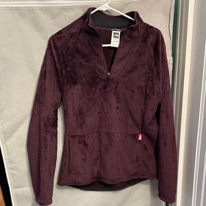 The North Face Women's Plush Quarter-Zip Pullover - Deep Plum